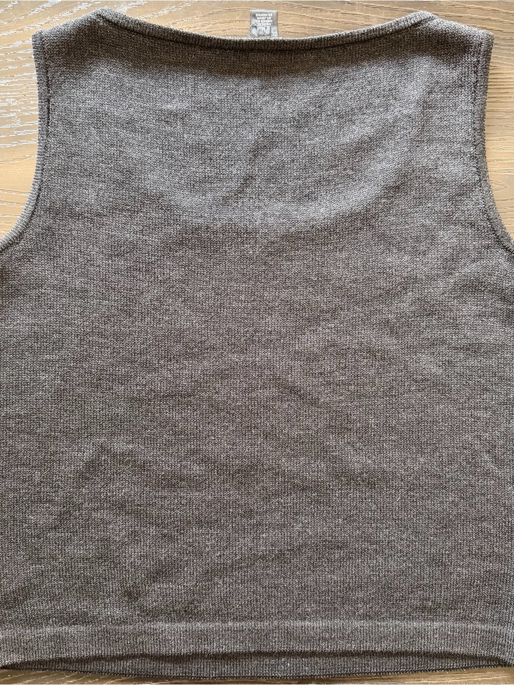 St. John Gray Sleeveless Knit Shell Top - Picture 4 of 4